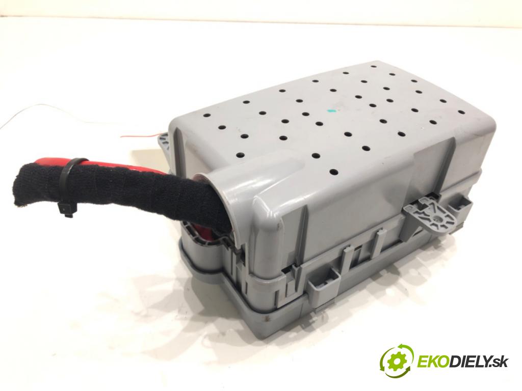 ALFA ROMEO STELVIO (949_) 2016 - 2022    2.0 (949AXA2A) 206 kW [280 KM] benzyna 2016 - 2022  skříňka poistková  (Pojistkové skříňky)