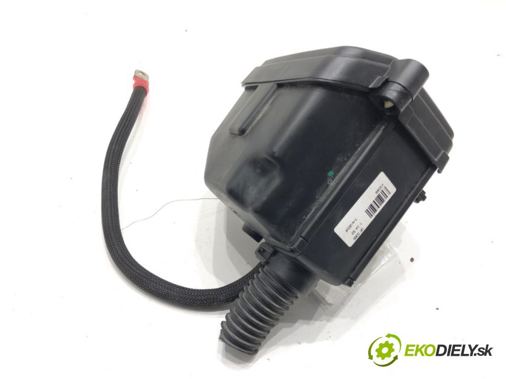 ALFA ROMEO STELVIO (949_) 2016 - 2022    2.0 (949AXA2A) 206 kW [280 KM] benzyna 2016 - 2022  skříňka poistková  (Pojistkové skříňky)