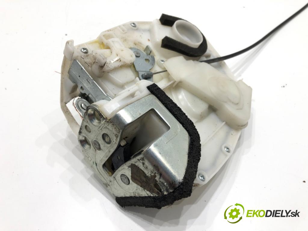 FIAT SEDICI (189_) 2006 - 2014    1.9 D Multijet 4x4 88 kW [120 KM] olej napędowy 2006 - 2011  zámok dveře pravý zadní část 82301-79J10