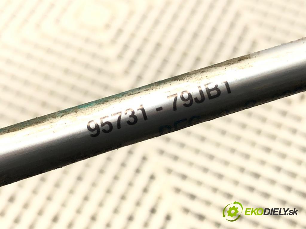 FIAT SEDICI (189_) 2006 - 2014    1.9 D Multijet 4x4 88 kW [120 KM] olej napędowy 2006 - 2011  rúrka klimatizácie 95731-79JB1 (Rúrky klimatizácie)