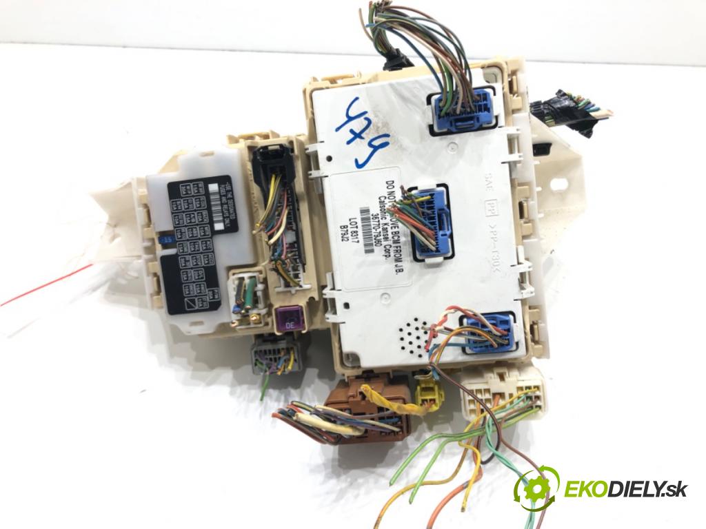 FIAT SEDICI (189_) 2006 - 2014    1.9 D Multijet 4x4 88 kW [120 KM] olej napędowy 2006 - 2011  modul BSI 36770-79J60 (Pojistkové skříňky)