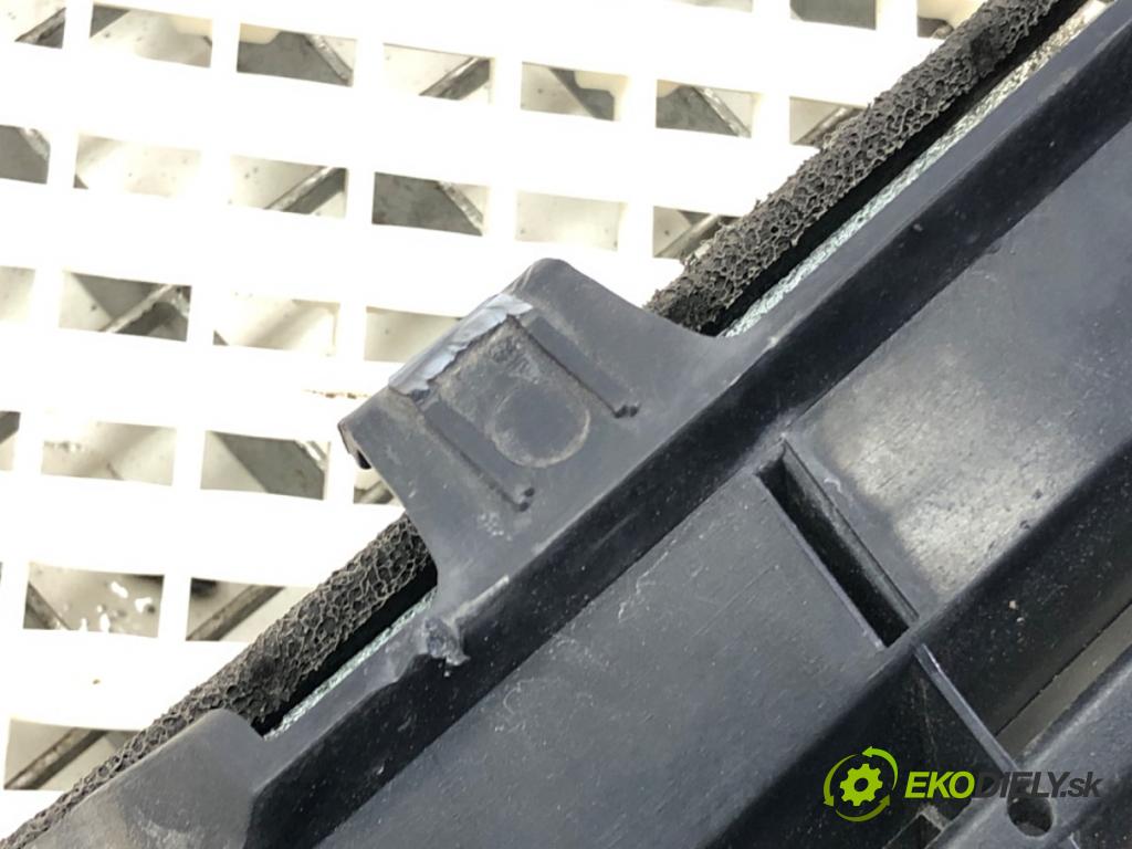 FIAT SEDICI (189_) 2006 - 2014    1.9 D Multijet 4x4 88 kW [120 KM] olej napędowy 2006 - 2011  mřížka maska 71741-79JA (Mřížky (masky) chladičů)