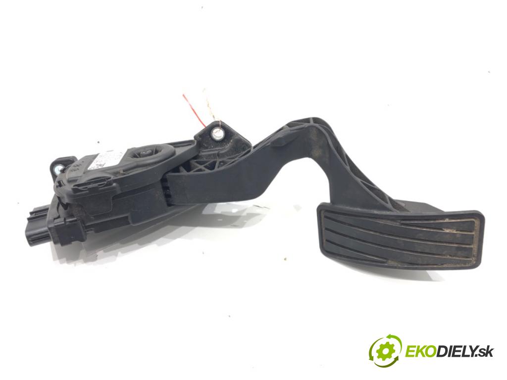 SUZUKI SX4 (EY, GY) 2006 - 2022    1.6 VVT (RW 416) 79 kW [107 KM] benzyna 2006 - 2022  Potenciometer plynu 49400-79J90 (Pedále)