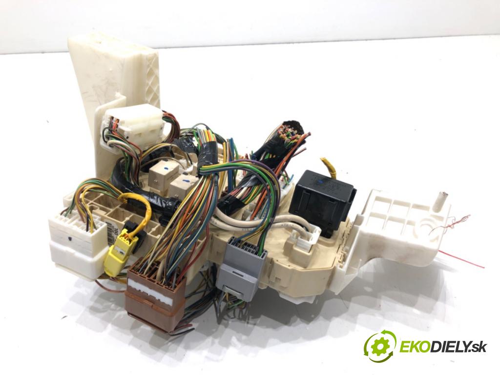 SUZUKI SX4 (EY, GY) 2006 - 2022    1.6 VVT (RW 416) 79 kW [107 KM] benzyna 2006 - 2022  modul BSI 36770-79J30 (Pojistkové skříňky)