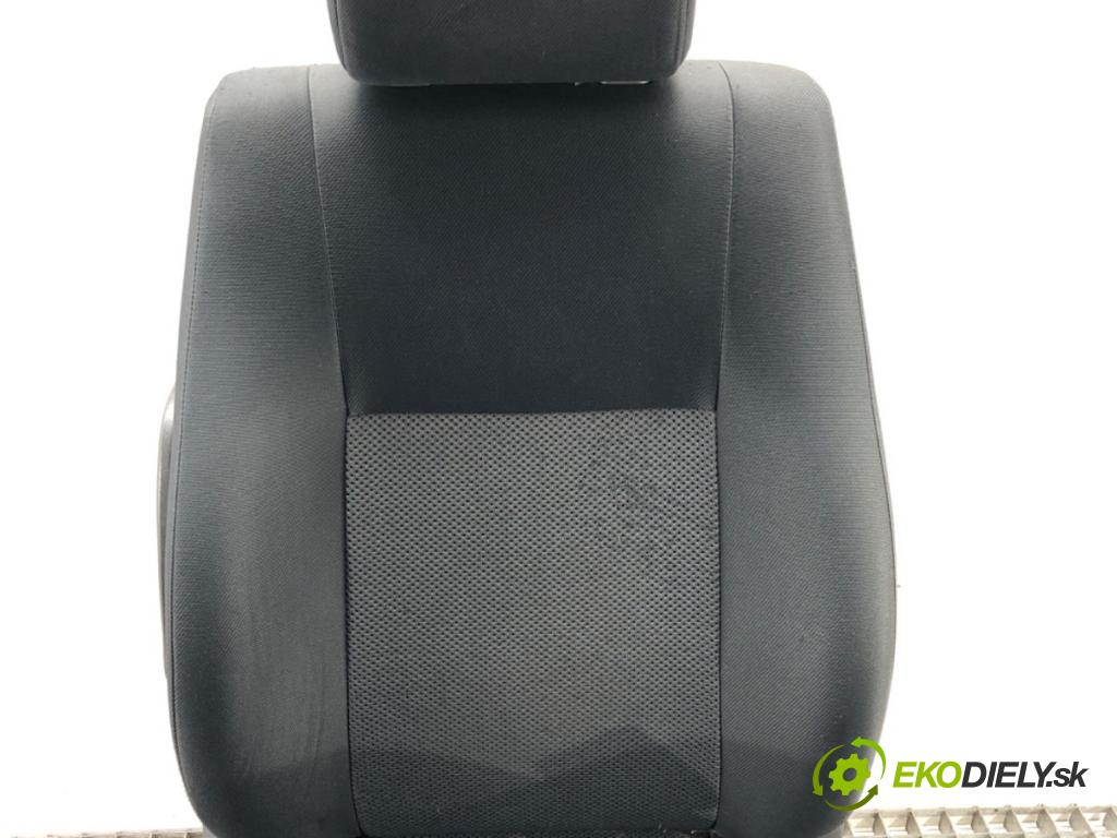 SUZUKI SX4 (EY, GY) 2006 - 2022    1.6 VVT (RW 416) 79 kW [107 KM] benzyna 2006 - 2022  Sedadlo pravy predný