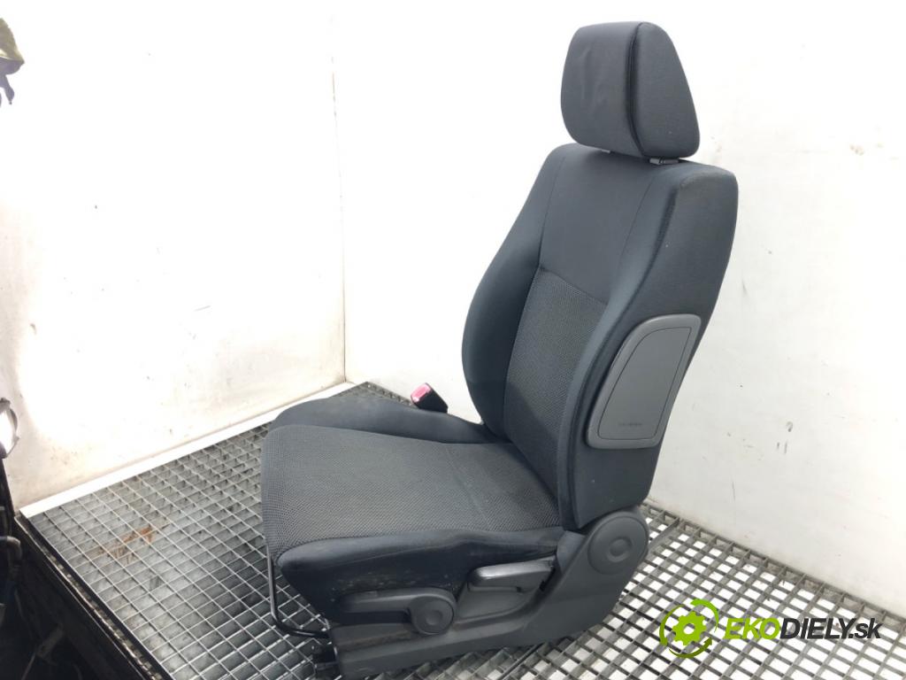 SUZUKI SX4 (EY, GY) 2006 - 2022    1.6 VVT (RW 416) 79 kW [107 KM] benzyna 2006 - 2022  Sedadlo ľavy predný