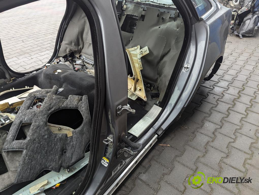 JAGUAR XJ (X351) 2009 - 2022    3.0 SDV6 202 kW [275 KM] olej napędowy 2009 - 2016  KAROSERIA ČTVRŤÁK blatník zadní část pravý levý POŠTY: prahy PODŁUŻNICA střecha PANORÁMA 