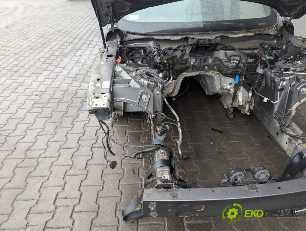 JAGUAR XJ (X351) 2009 - 2022    3.0 SDV6 202 kW [275 KM] olej napędowy 2009 - 2016  KAROSERIA ČTVRŤÁK blatník zadní část pravý levý POŠTY: prahy PODŁUŻNICA střecha PANORÁMA