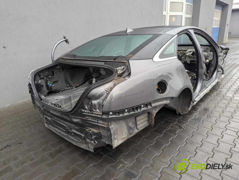 JAGUAR XJ (X351) 2009 - 2022    3.0 SDV6 202 kW [275 KM] olej napędowy 2009 - 2016  KAROSERIA ČTVRŤÁK blatník zadní část pravý levý POŠTY: prahy PODŁUŻNICA střecha PANORÁMA