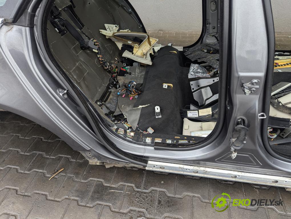 JAGUAR XJ (X351) 2009 - 2022    3.0 SDV6 202 kW [275 KM] olej napędowy 2009 - 2016  KAROSERIA ČTVRŤÁK blatník zadní část pravý levý POŠTY: prahy PODŁUŻNICA střecha PANORÁMA
