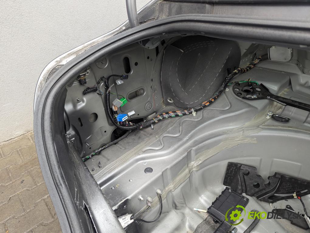 JAGUAR XJ (X351) 2009 - 2022    3.0 SDV6 202 kW [275 KM] olej napędowy 2009 - 2016  KAROSERIA ČTVRŤÁK blatník zadní část pravý levý POŠTY: prahy PODŁUŻNICA střecha PANORÁMA