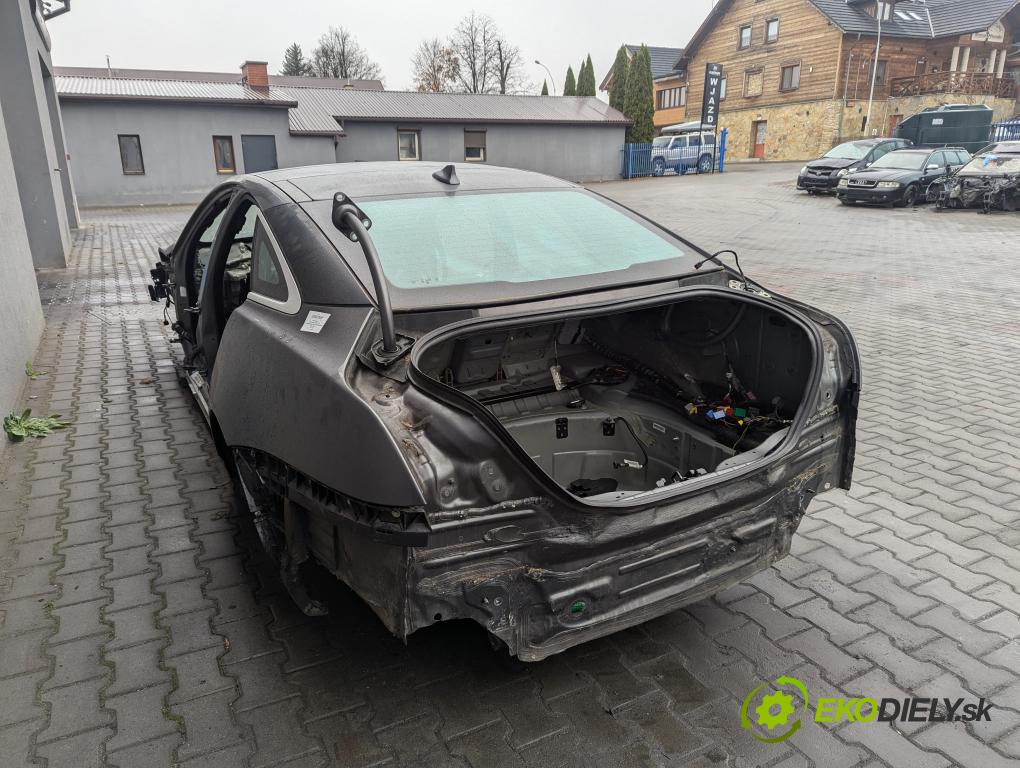 JAGUAR XJ (X351) 2009 - 2022    3.0 SDV6 202 kW [275 KM] olej napędowy 2009 - 2016  KAROSERIA ČTVRŤÁK blatník zadní část pravý levý POŠTY: prahy PODŁUŻNICA střecha PANORÁMA