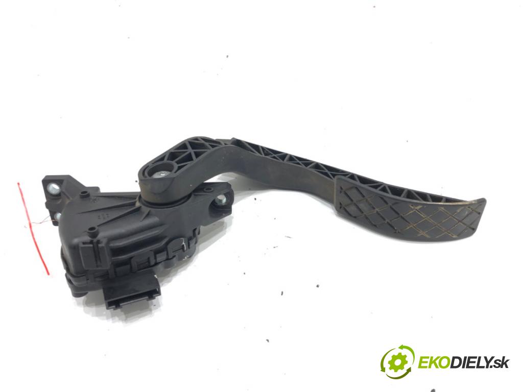 AUDI A4 B6 Avant (8E5) 2000 - 2005    1.9 TDI 74 kW [101 KM] olej napędowy 2001 - 2004  Potenciometer plynu 8E1721523 (Pedále)