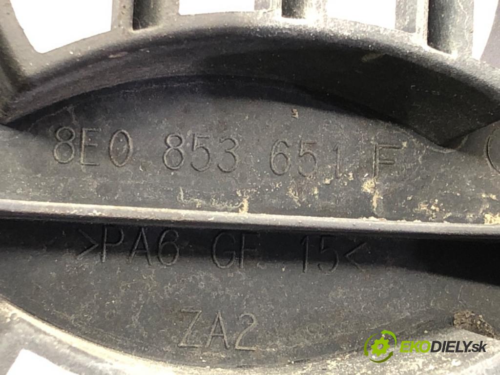 AUDI A4 B6 Avant (8E5) 2000 - 2005    1.9 TDI 74 kW [101 KM] olej napędowy 2001 - 2004  mřížka maska 8E0853651F (Mřížky (masky) chladičů)