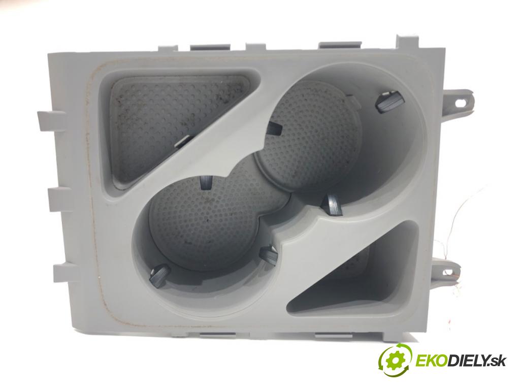 VW PASSAT B6 Variant (3C5) 2005 - 2011    2.0 TFSI 147 kW [200 KM] benzyna 2005 - 2010  Držiak na nápoje 3C0862531 (Úchyty, držiaky na nápoje)