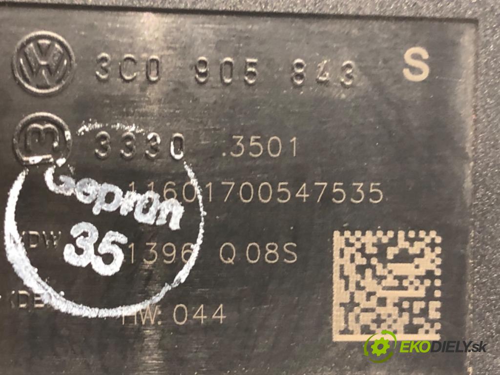 VW PASSAT B6 Variant (3C5) 2005 - 2011    2.0 TFSI 147 kW [200 KM] benzyna 2005 - 2010  spinačka 3C0905843S (Spínacie skrinky a kľúče)