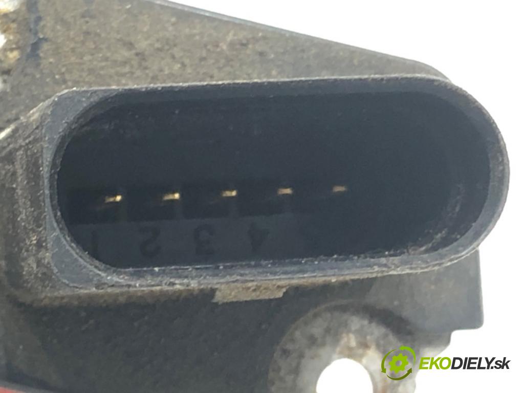 VW PASSAT B6 Variant (3C5) 2005 - 2011    2.0 TFSI 147 kW [200 KM] benzyna 2005 - 2010  Váha vzduchu 06F906461A (Váhy vzduchu)