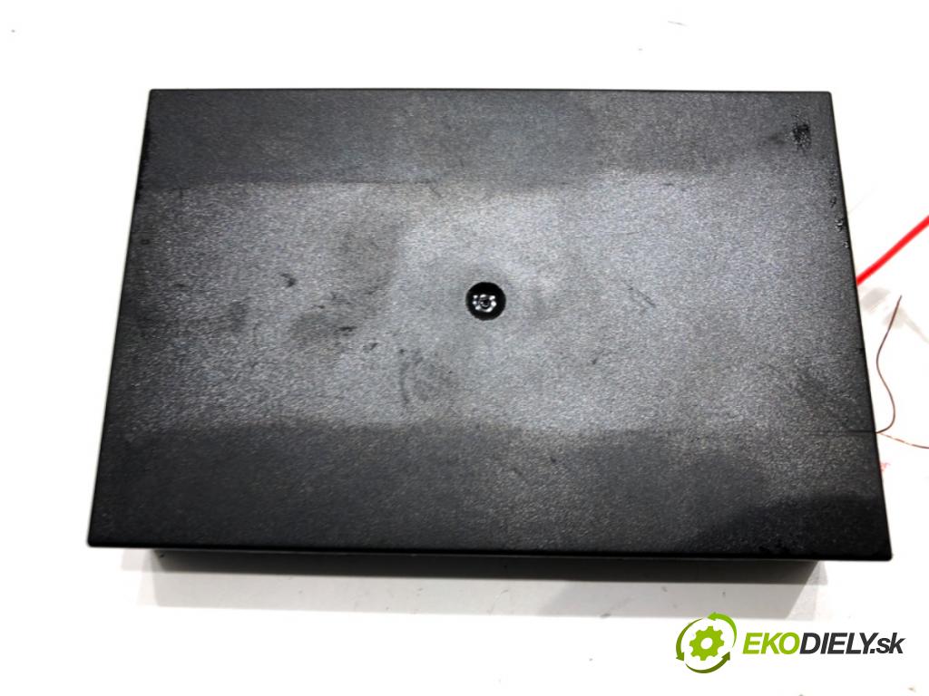 VW PASSAT B6 Variant (3C5) 2005 - 2011    2.0 TFSI 147 kW [200 KM] benzyna 2005 - 2010  Modul komfortu 3C0959433aa (Moduly komfortu)