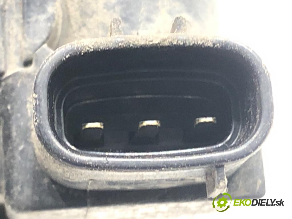 TOYOTA AVENSIS (_T25_) 2003 - 2008    1.8 (ZZT251_) 95 kW [129 KM] benzyna 2003 - 2008  Škrtiaca klapka 22270-22061 (Škrtiace klapky)