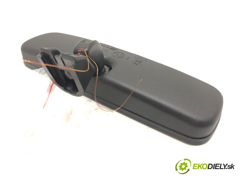 MAZDA 3 (BK) 2003 - 2009    1.6 (BK14) 77 kW [105 KM] benzyna 2003 - 2009  zpětné zrcátko vnitřní  (Světla vnitřní)