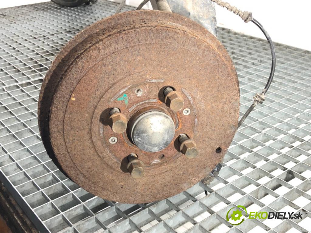 FIAT GRANDE PUNTO (199_) 2005 - 2022    1.4 (199AXB11, 199AXB1A, 199BXB1A, 199AXL1A) 57 kW [77 KM] benzyna 2005 - 2015  výztuha zadní část
