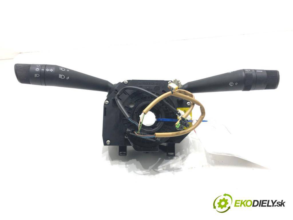 FIAT GRANDE PUNTO (199_) 2005 - 2022    1.4 (199AXB11, 199AXB1A, 199BXB1A, 199AXL1A) 57 kW [77 KM] benzyna 2005 - 2015  Prepínač kombinovaný 7354719340 (Prepínače, spínače, tlačidlá a ovládače kúrenia)