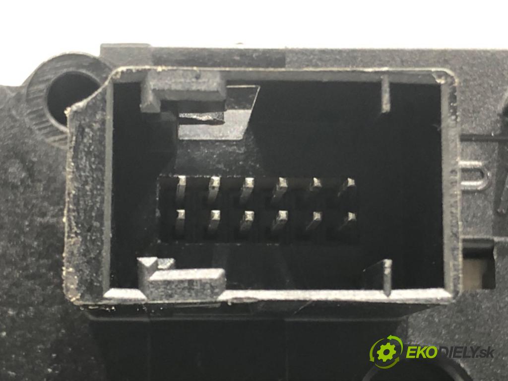FIAT GRANDE PUNTO (199_) 2005 - 2022    1.4 (199AXB11, 199AXB1A, 199BXB1A, 199AXL1A) 57 kW [77 KM] benzyna 2005 - 2015  Prepínač kombinovaný 7354719340 (Prepínače, spínače, tlačidlá a ovládače kúrenia)