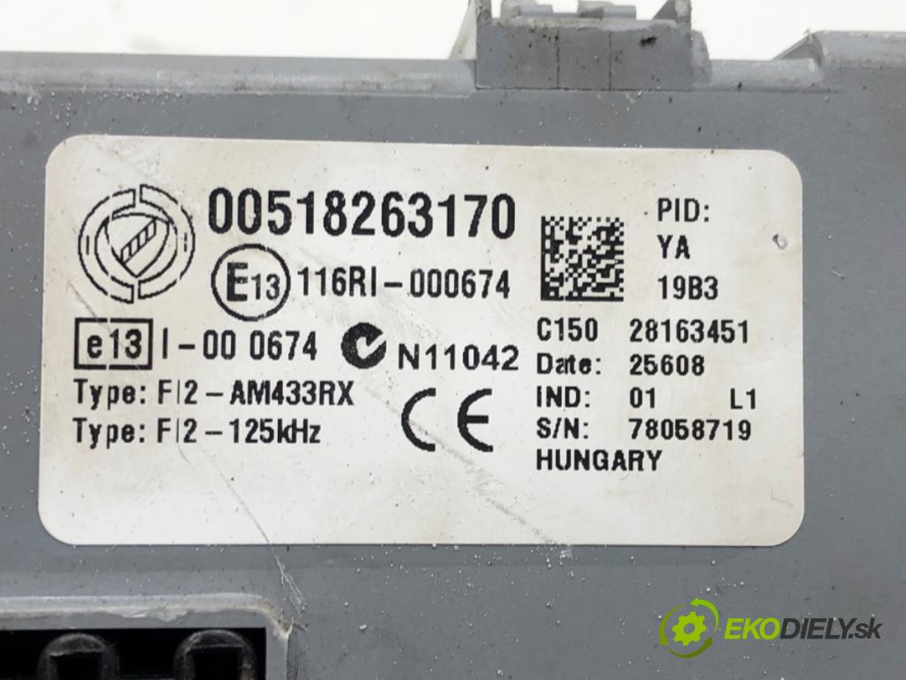 FIAT GRANDE PUNTO (199_) 2005 - 2022    1.4 (199AXB11, 199AXB1A, 199BXB1A, 199AXL1A) 57 kW [77 KM] benzyna 2005 - 2015  modul BSI 00518263170 (Pojistkové skříňky)