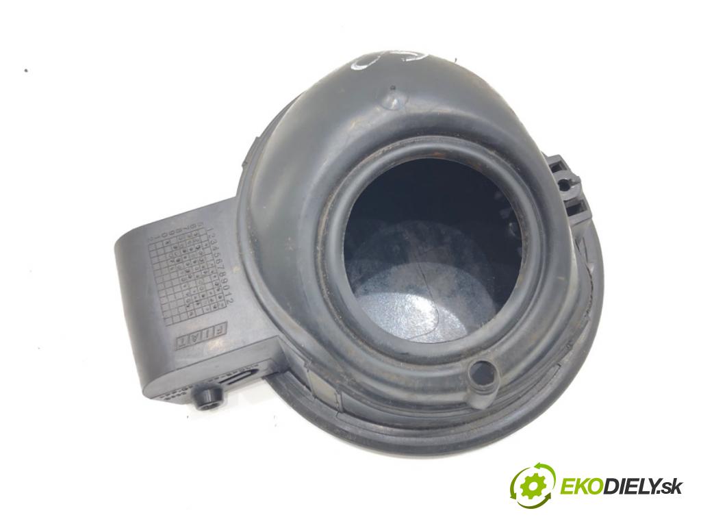 FIAT GRANDE PUNTO (199_) 2005 - 2022    1.4 (199AXB11, 199AXB1A, 199BXB1A, 199AXL1A) 57 kW [77 KM] benzyna 2005 - 2015  Dvierka nádrže paliva  (Ostatné)