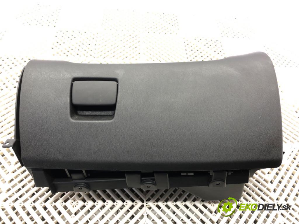 OPEL MERIVA B nadwozie wielkoprzestrzenne (MPV) (S10) 2010 - 2017    1.4 (75) 74 kW [100 KM] benzyna 2010 - 2017  Priehradka, kastlík spolujazdca  (Priehradky, kastlíky)