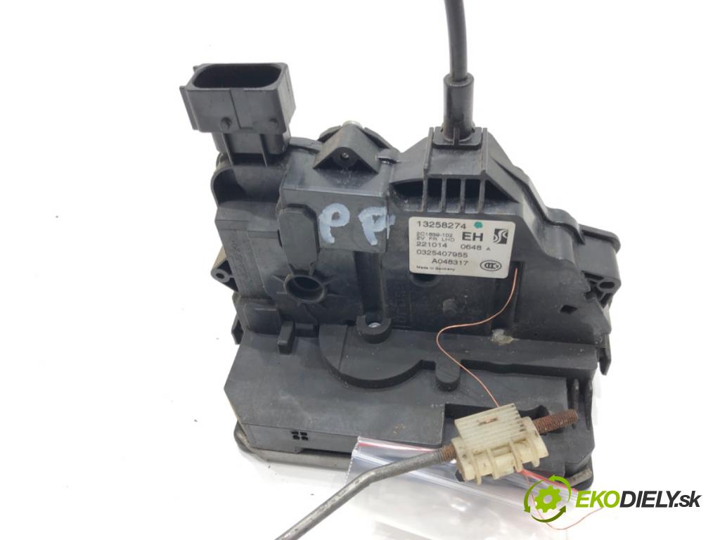 OPEL CORSA D (S07) 2006 - 2014    1.2 LPG (L08, L68) 63 kW [86 KM] Benzyna / gaz samochodowy (LPG) 2011 - 2014  zámok dveře pravý přední část 13258274