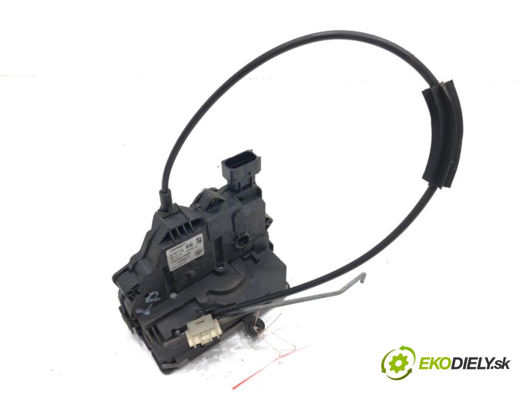 OPEL CORSA D (S07) 2006 - 2014    1.2 LPG (L08, L68) 63 kW [86 KM] Benzyna / gaz samochodowy (LPG) 2011 - 2014  zámok dveře levý přední část 13258271