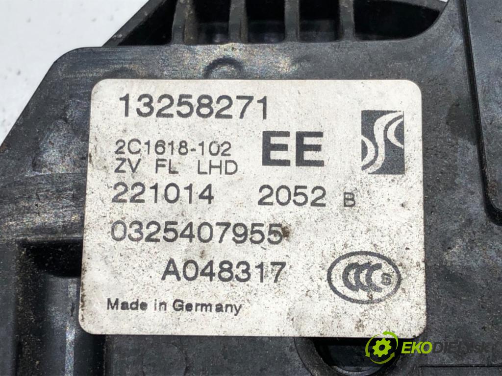OPEL CORSA D (S07) 2006 - 2014    1.2 LPG (L08, L68) 63 kW [86 KM] Benzyna / gaz samochodowy (LPG) 2011 - 2014  zámok dveře levý přední část 13258271