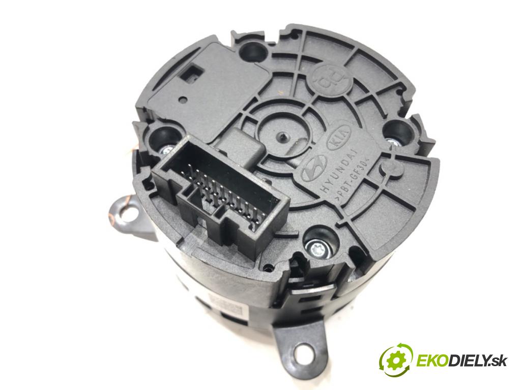 KIA SPORTAGE V (NQ5) 2021 - 2022    1.6 T-GDI MEHV 132 kW [179 KM] Hybryda silnik benzynowy / elektryczny 2021 - 2022  Kulisa 467W0-CH100 (Rýchlostné páky / kulisy)