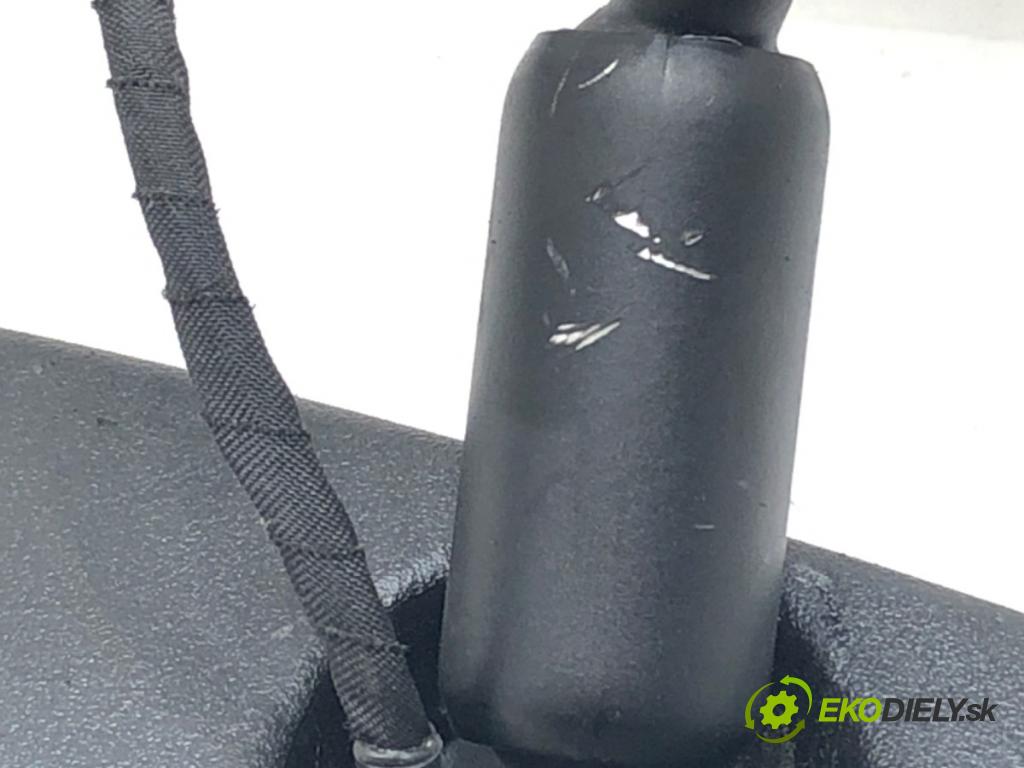 KIA SPORTAGE V (NQ5) 2021 - 2022    1.6 T-GDI MEHV 132 kW [179 KM] Hybryda silnik benzynowy / elektryczny 2021 - 2022  zpětné zrcátko vnitřní 85110-L1100 (Světla vnitřní)