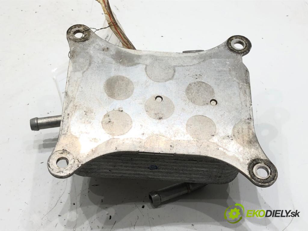 KIA SPORTAGE V (NQ5) 2021 - 2022    1.6 T-GDI MEHV 132 kW [179 KM] Hybryda silnik benzynowy / elektryczny 2021 - 2022  Chladič oleja prevodovky 25610-3D100 (Chladiče oleja)