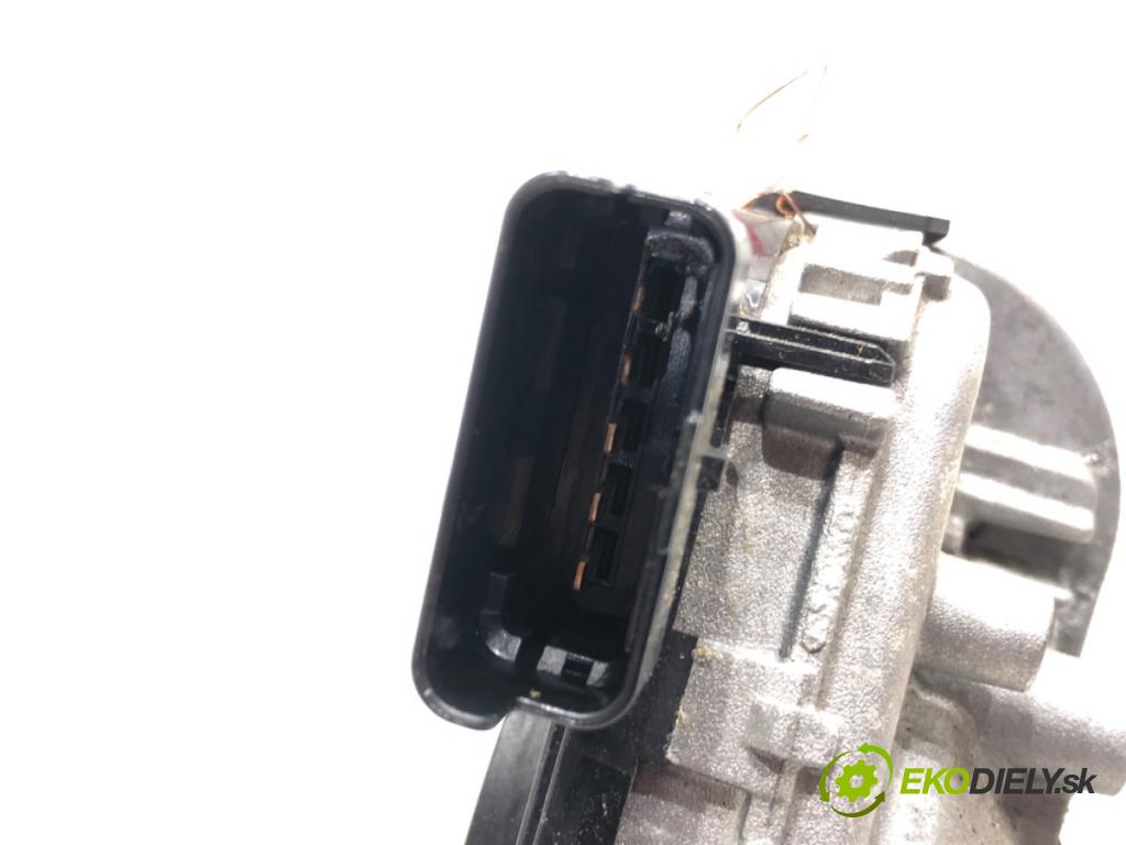 KIA SPORTAGE V (NQ5) 2021 - 2022    1.6 T-GDI MEHV 132 kW [179 KM] Hybryda silnik benzynowy / elektryczny 2021 - 2022  Motorček stieračov predný 98100-P1000 (Motorčeky stieračov predné)