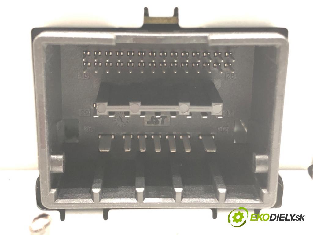 OPEL MERIVA B nadwozie wielkoprzestrzenne (MPV) (S10) 2010 - 2017    1.4 (75) 74 kW [100 KM] benzyna 2010 - 2017  RADIO 23348239 (Audio zariadenia)