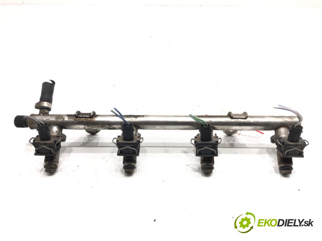 MERCEDES-BENZ VANEO (414) 2002 - 2005    1.6 (414.700) 60 kW [82 KM] benzyna 2002 - 2005  Lišta vstrekovacia 96614003 (Vstrekovacie lišty)