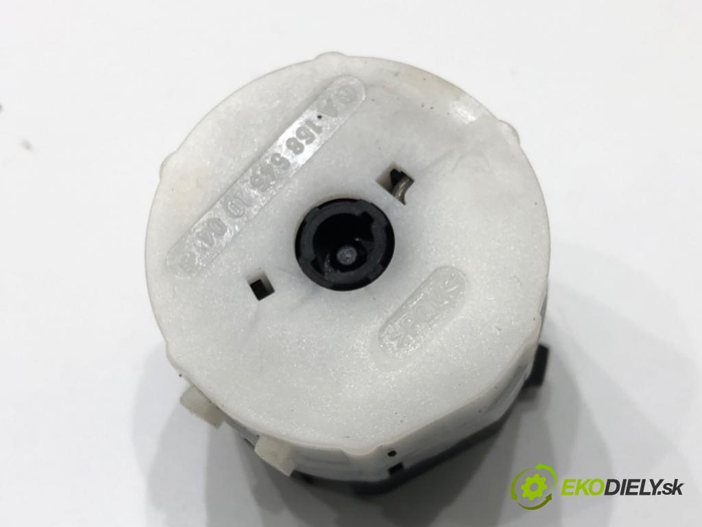 MERCEDES-BENZ VANEO (414) 2002 - 2005    1.6 (414.700) 60 kW [82 KM] benzyna 2002 - 2005  Kocka, vložka spínacej skrinky  (Spínacie skrinky a kľúče)