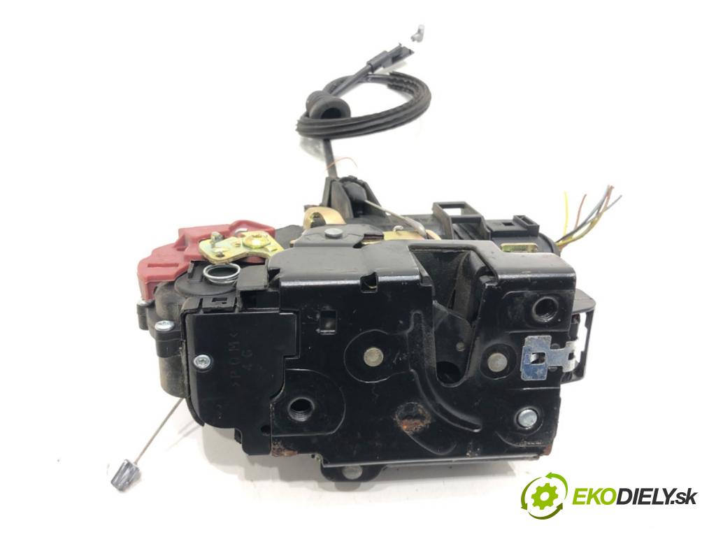 SKODA OCTAVIA II Combi (1Z5) 2004 - 2013    1.6 75 kW [102 KM] benzyna 2004 - 2013  zámok dveře levý přední část 