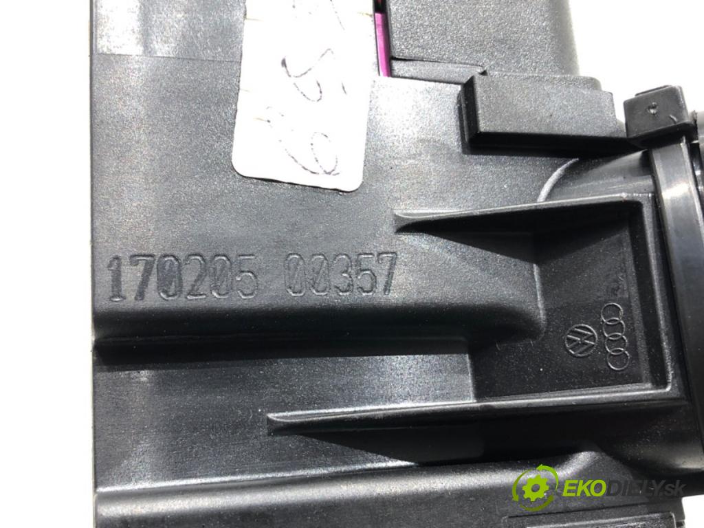 SKODA OCTAVIA II Combi (1Z5) 2004 - 2013    1.6 75 kW [102 KM] benzyna 2004 - 2013  skříňka poistková  (Pojistkové skříňky)