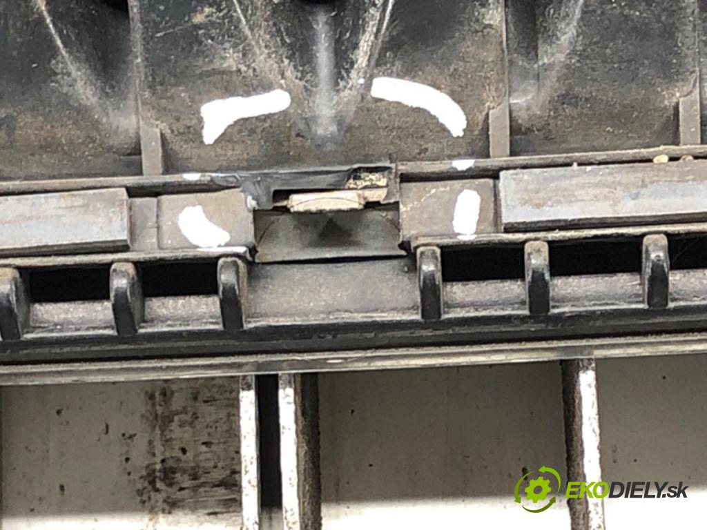 SKODA OCTAVIA II Combi (1Z5) 2004 - 2013    1.6 75 kW [102 KM] benzyna 2004 - 2013  mřížka maska 1Z0853668 (Mřížky (masky) chladičů)