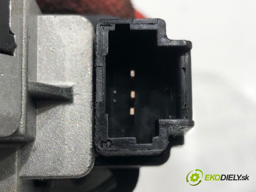 CITROEN C5 III (RD_) 2008 - 2022    2.0 HDi (RDRHDA) 100 kW [136 KM] olej napędowy 2008 - 2022  spinačka 9663123380 (Spínacie skrinky a kľúče)