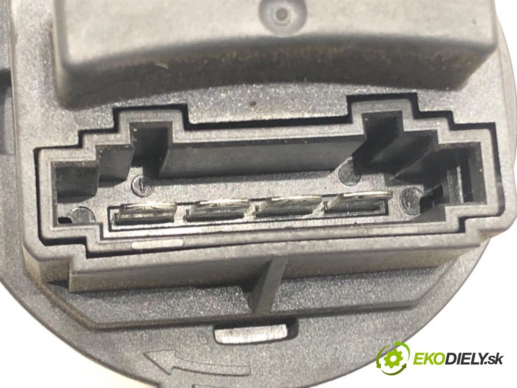 CITROEN C5 III (RD_) 2008 - 2022    2.0 HDi (RDRHDA) 100 kW [136 KM] olej napędowy 2008 - 2022  odpor rezistor topení vzduchu G4532002 (Odpory topení)