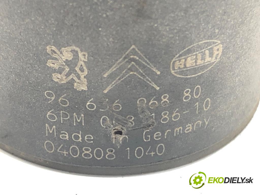 CITROEN C5 III (RD_) 2008 - 2022    2.0 HDi (RDRHDA) 100 kW [136 KM] olej napędowy 2008 - 2022  Snímač XENON zad 9663696880 (Snímače)