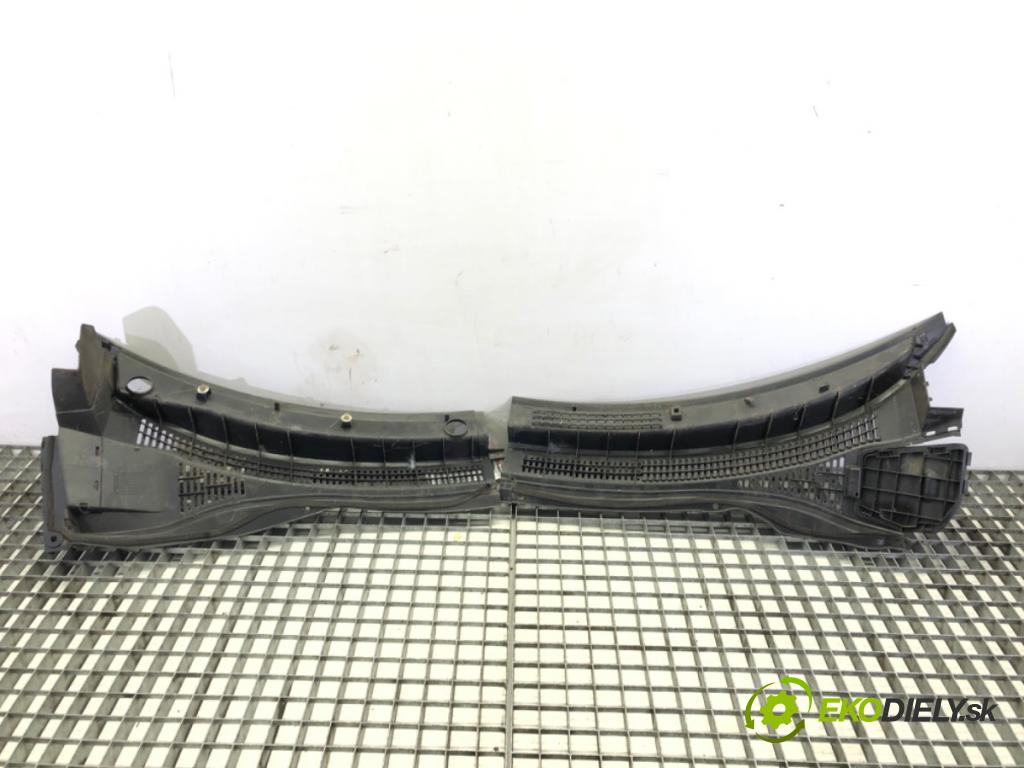 SUZUKI SWIFT III (MZ, EZ) 2005 - 2022    1.3 (RS 413) 68 kW [92 KM] benzyna 2005 - 2022  Torpédo, plast pod čelné okno 72341-62J0 (Torpéda)