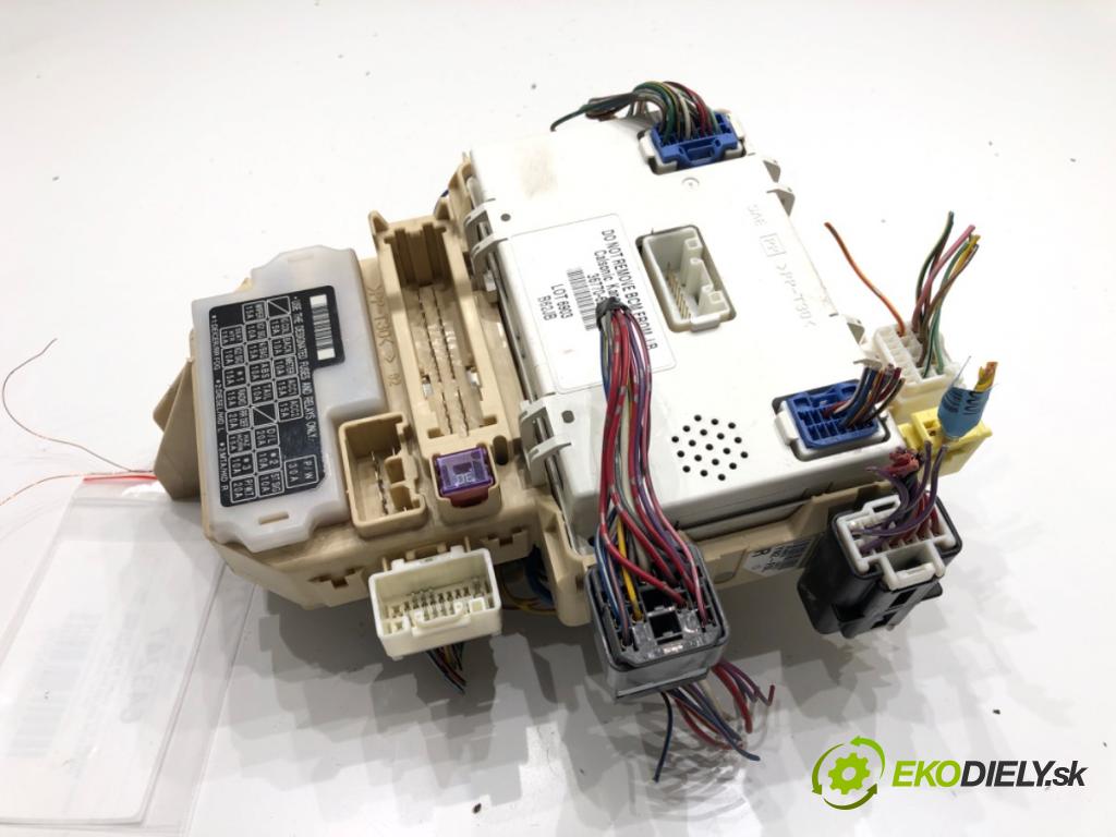 SUZUKI SWIFT III (MZ, EZ) 2005 - 2022    1.3 (RS 413) 68 kW [92 KM] benzyna 2005 - 2022  modul BSI 36770-62JB0 (Pojistkové skříňky)