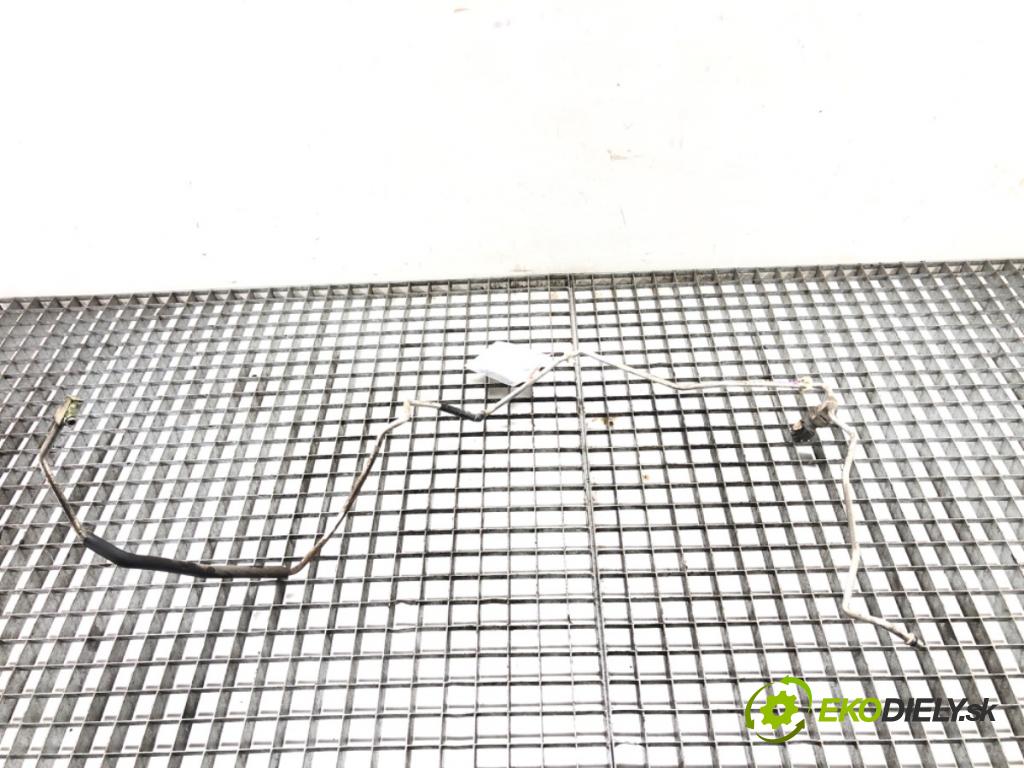 SUZUKI SWIFT III (MZ, EZ) 2005 - 2022    1.3 (RS 413) 68 kW [92 KM] benzyna 2005 - 2022  rúrka klimatizácie  (Rúrky klimatizácie)