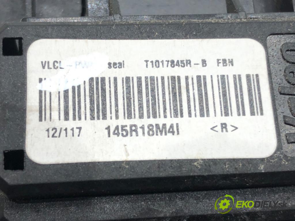 PEUGEOT 508 I (8D_) 2010 - 2018    2.0 HDi 120 kW [163 KM] olej napędowy 2010 - 2018  odpor rezistor topení vzduchu T1017845R (Odpory topení)